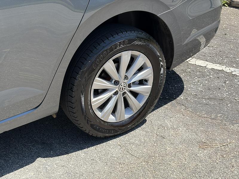 Volkswagen VIRTUS Comfort. 200 TSI 1.0 Flex 12V Aut 2022