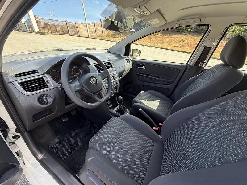 Volkswagen Fox Trendline 1.6 Flex 8V 5p 2017