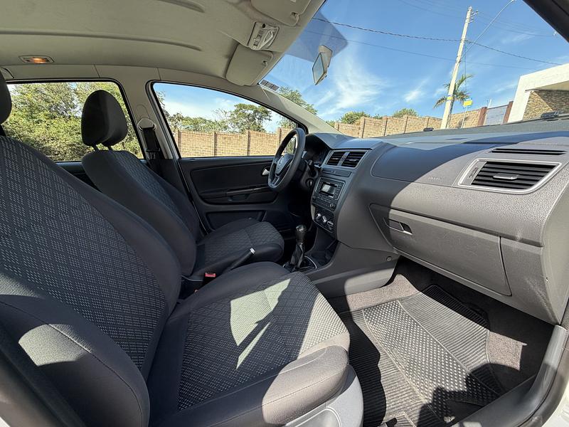 Volkswagen Fox Trendline 1.6 Flex 8V 5p 2017