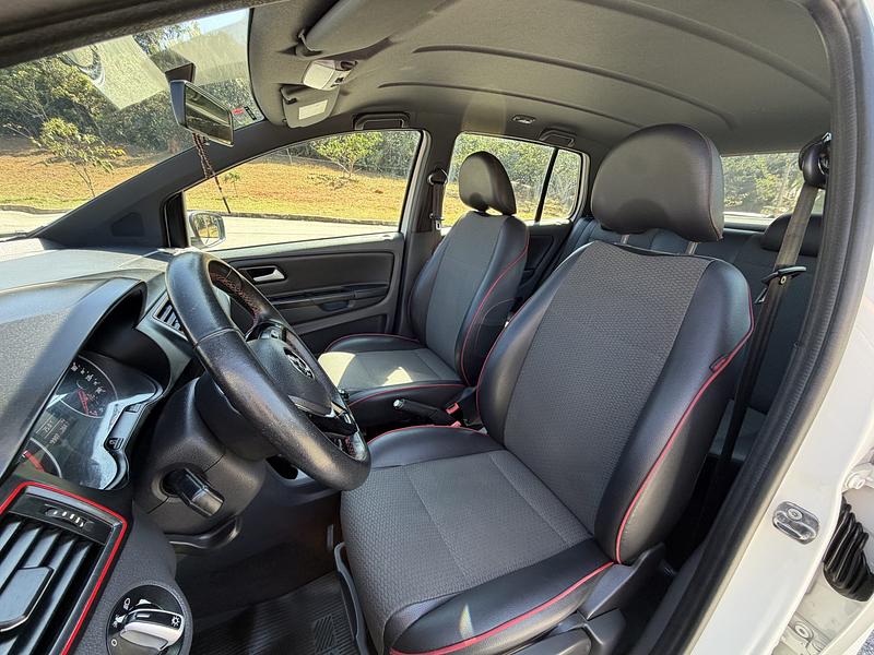 Volkswagen Fox Rock in Rio 1.6 Mi Total Flex 8V 5p 2016