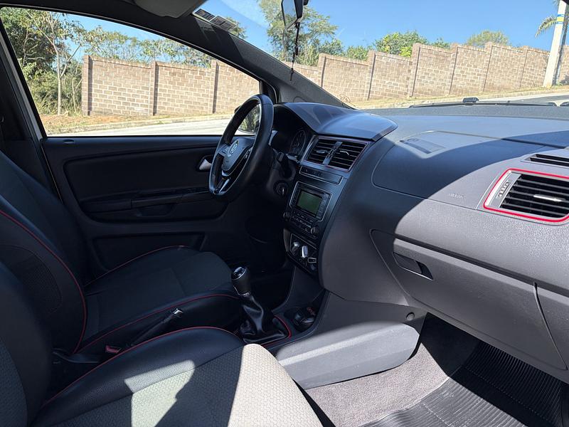 Volkswagen Fox Rock in Rio 1.6 Mi Total Flex 8V 5p 2016