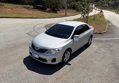 Toyota Corolla GLi 1.8 Flex 16V  Aut. 2013
