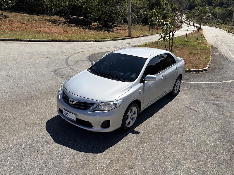 Toyota Corolla GLi 1.8 Flex 16V  Aut. 2013