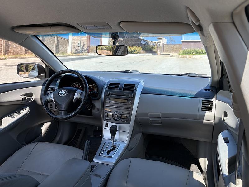 Toyota Corolla GLi 1.8 Flex 16V  Aut. 2013