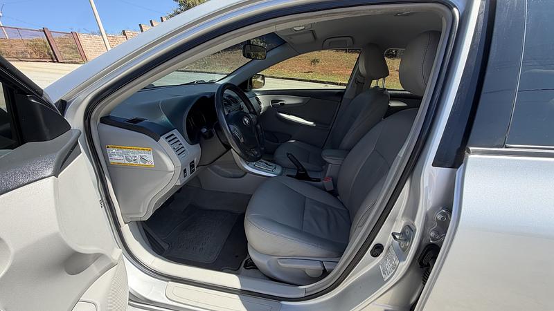 Toyota Corolla GLi 1.8 Flex 16V  Aut. 2013