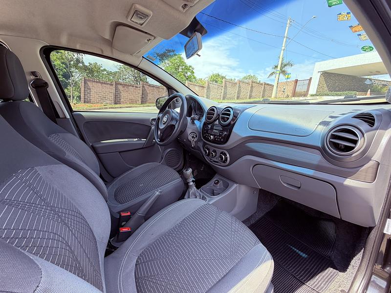 Fiat Palio ATTRACTIVE 1.0 EVO Fire Flex 8v 5p 2015