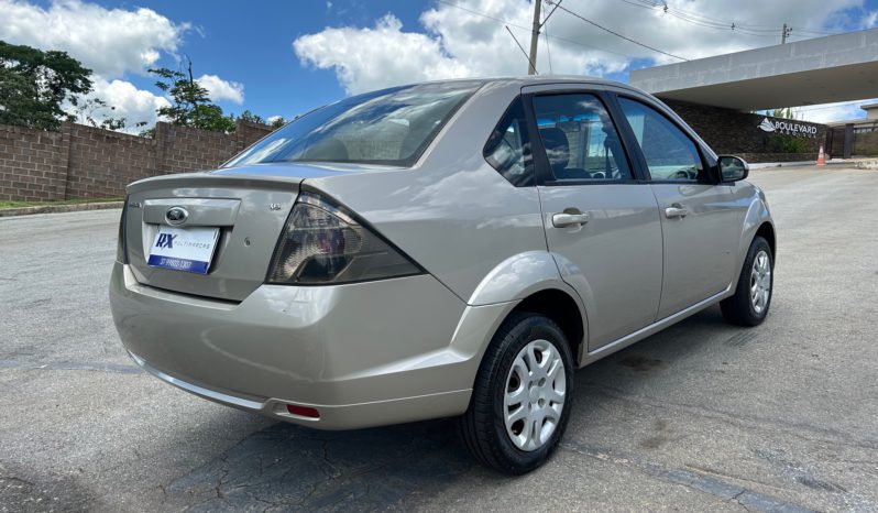 Ford Fiesta Sedan 1.6 flex full