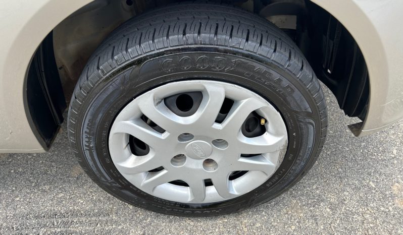 Ford Fiesta Sedan 1.6 flex full