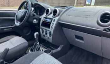 Ford Fiesta Sedan 1.6 flex full