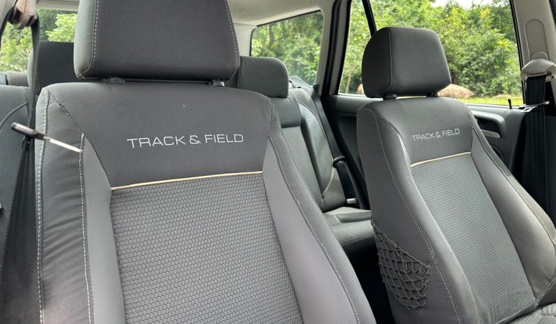 Parati Track Field 1.8 full