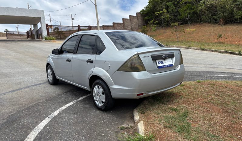 Ford Fiesta 1.6 Sedan full