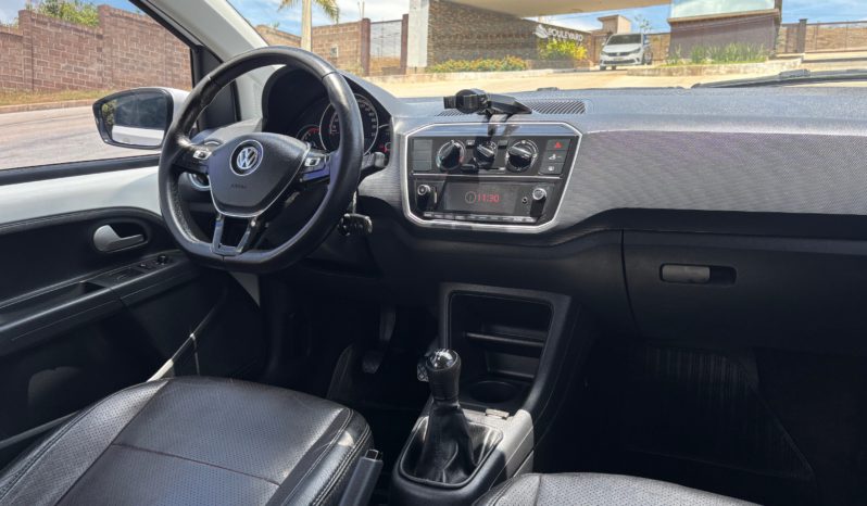 Volkswaen UP Move TSI full