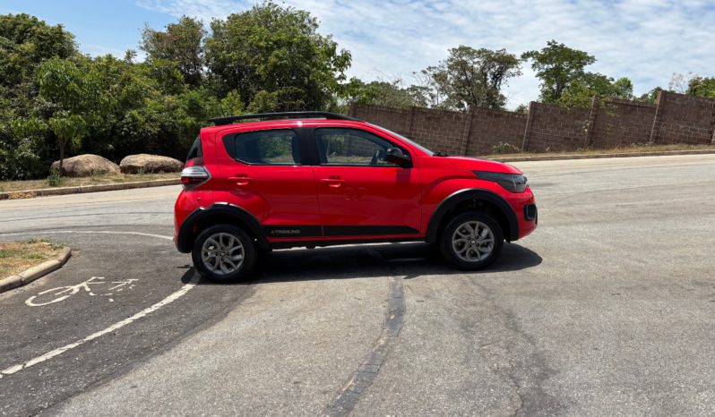 Fiat Mobi Trekking full
