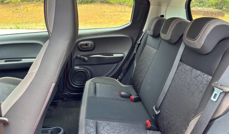 Fiat Mobi Trekking full