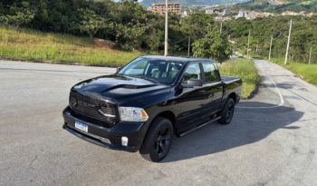 Ram Classic Laramie Night Edition 5.7 4×4 full