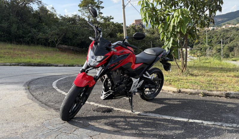 Honda CB 300F Twister ABS full