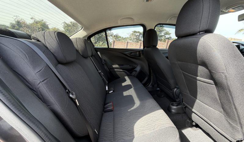 Fiat Cronos Drive 1.3 Automatico full