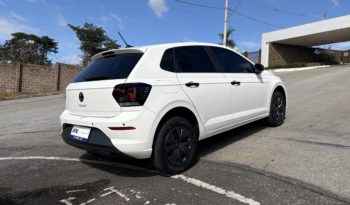 Volkswagen Polo Track 1.0 full