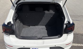 Volkswagen Polo Track 1.0 full