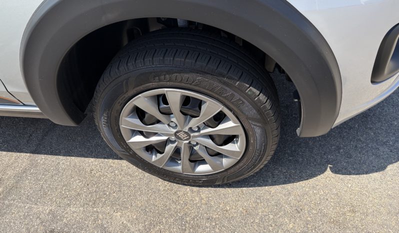 Fiat Mobi Trekking 1.0 full